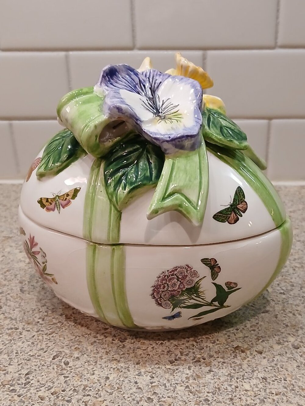 Retired Portmeirion Botanic Garden Terrace Decorative Egg "Box"